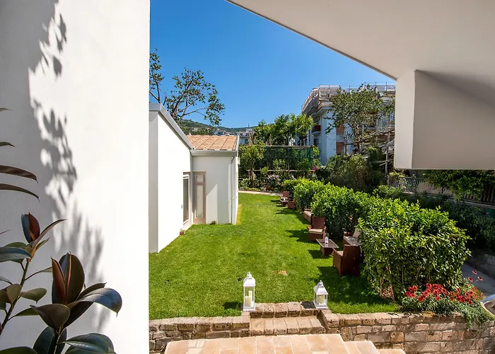 Πανσιόν Don Antonino Relais 4*